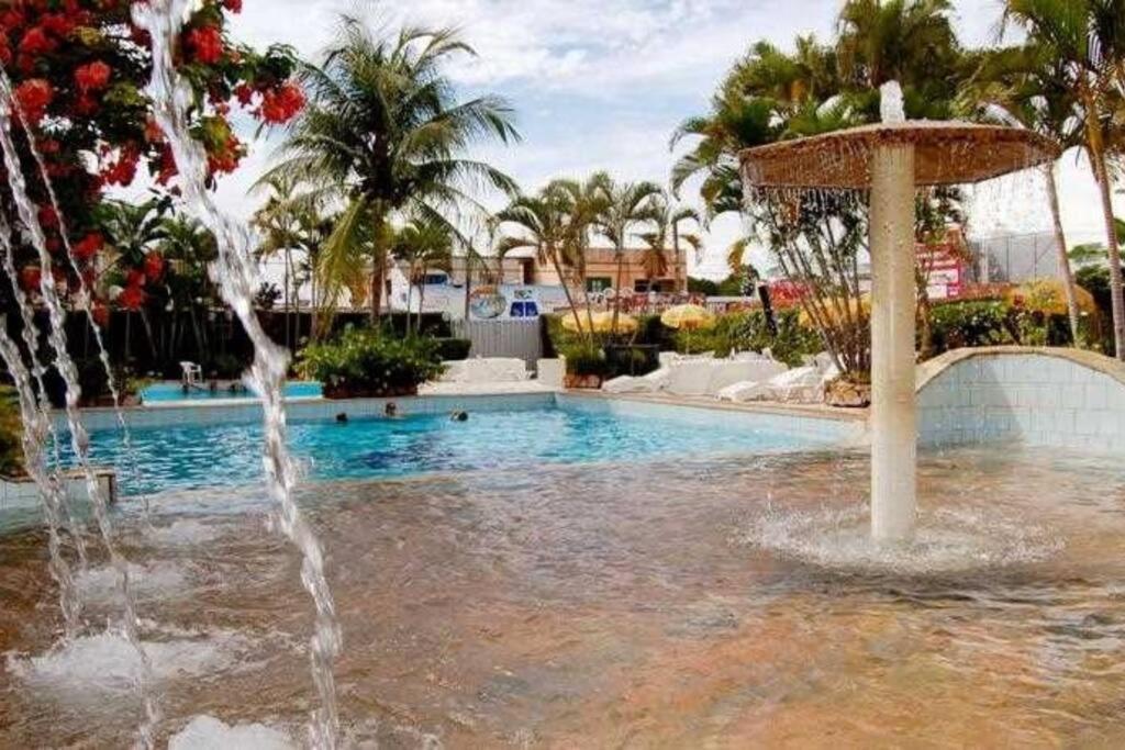 Acqua Flats Ii - Center